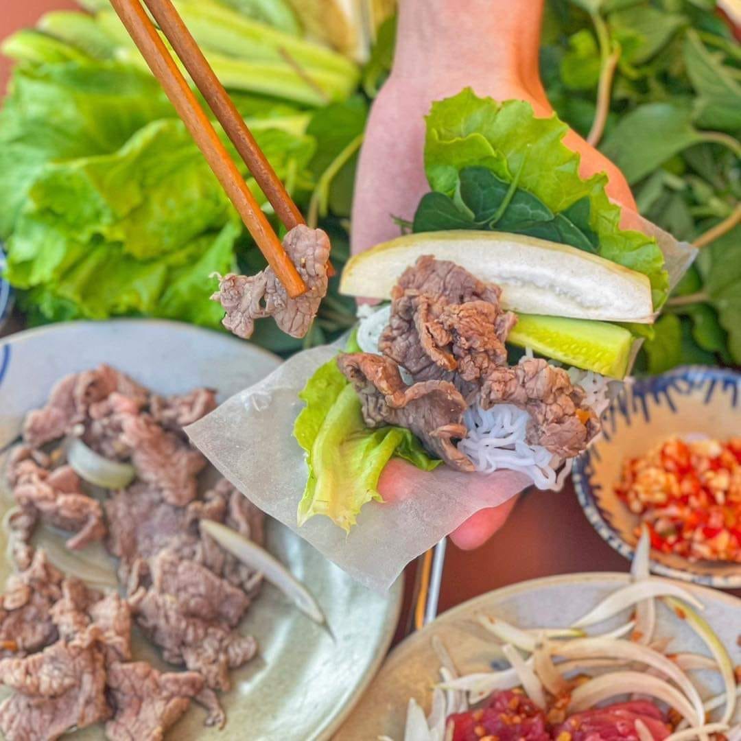 Bò Nhúng Dấm: Công Thức Và Cách Làm Từ Nhà Hàng 5 Sao