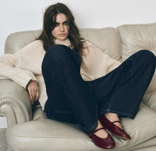 Giày Ballerina 2025: Từ Balletcore Đến Biểu Tượng Thời Trang Mới