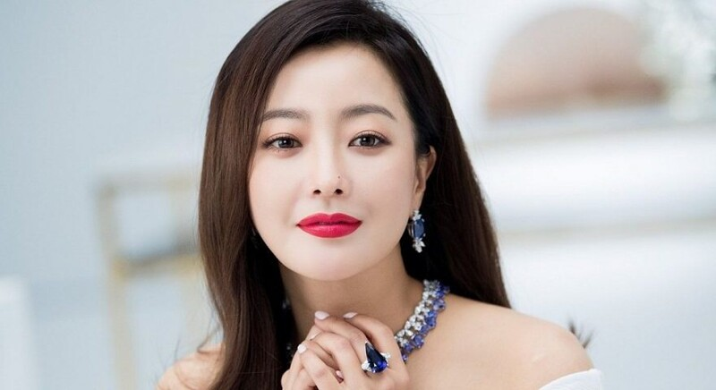 Những Quy Tắc Ứng Xử Của Phụ Nữ Thông Minh Trong Giao Tiếp Hằng Ngày Những Quy Tắc Ứng Xử Của Phụ Nữ Thông Minh Trong Giao Tiếp Hằng Ngày