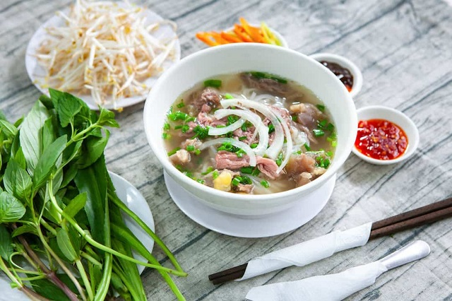 Phở bò: Bí quyết chinh phục danh hiệu món ăn ngon nhất thế giới? Phở bò: Bí quyết chinh phục danh hiệu món ăn ngon nhất thế giới?