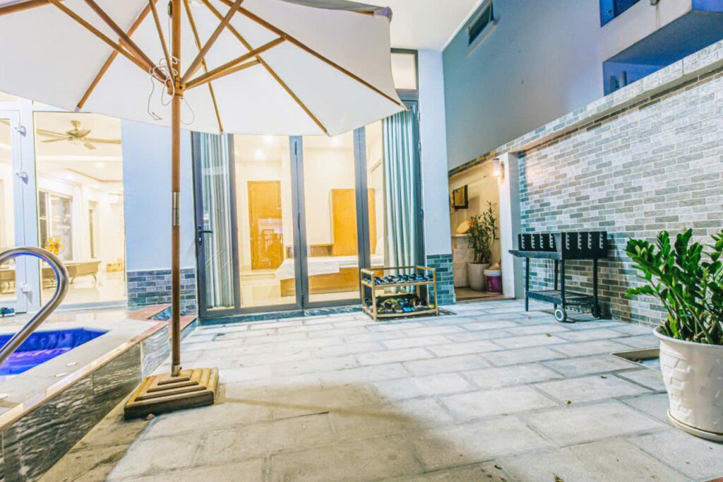 10 Kinh Nghiệm Khi Thuê Villa FLC Sầm Sơn Để Không "Tiền Mất Tật Mang" 10 Kinh Nghiệm Khi Thuê Villa FLC Sầm Sơn Để Không "Tiền Mất Tật Mang"