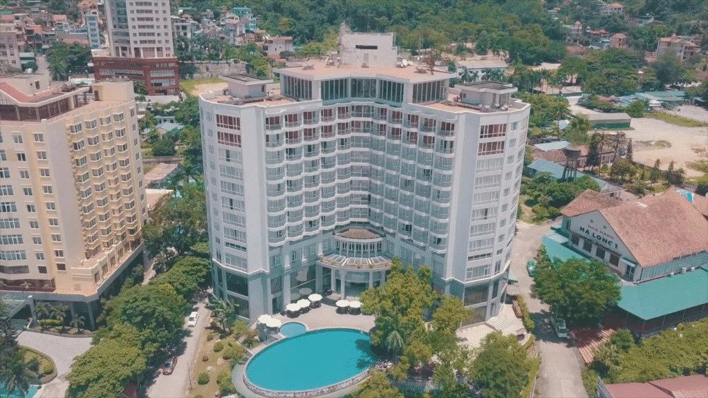 Khám phá 3 Khách sạn Biển Bãi Cháy Đẹp Nhất Hạ Long: Đáng đồng tiền bát gạo? Khám phá 3 Khách sạn Biển Bãi Cháy Đẹp Nhất Hạ Long: Đáng đồng tiền bát gạo?