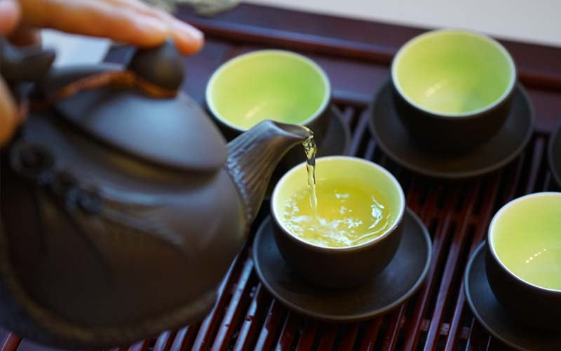 Khám phá 10 thức uống Lào ngon nhất - Bạn đã thử hết chưa? Trà Mạn – Thức Uống Hàng Ngày