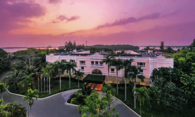 Khám phá 4 Combo Khách Sạn Victoria Hotels & Resorts HOT nhất tháng 8!