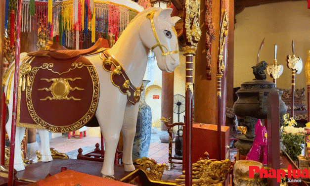 Khám phá Đền Bạch Mã: Bí ẩn Thăng Long Tứ Trấn