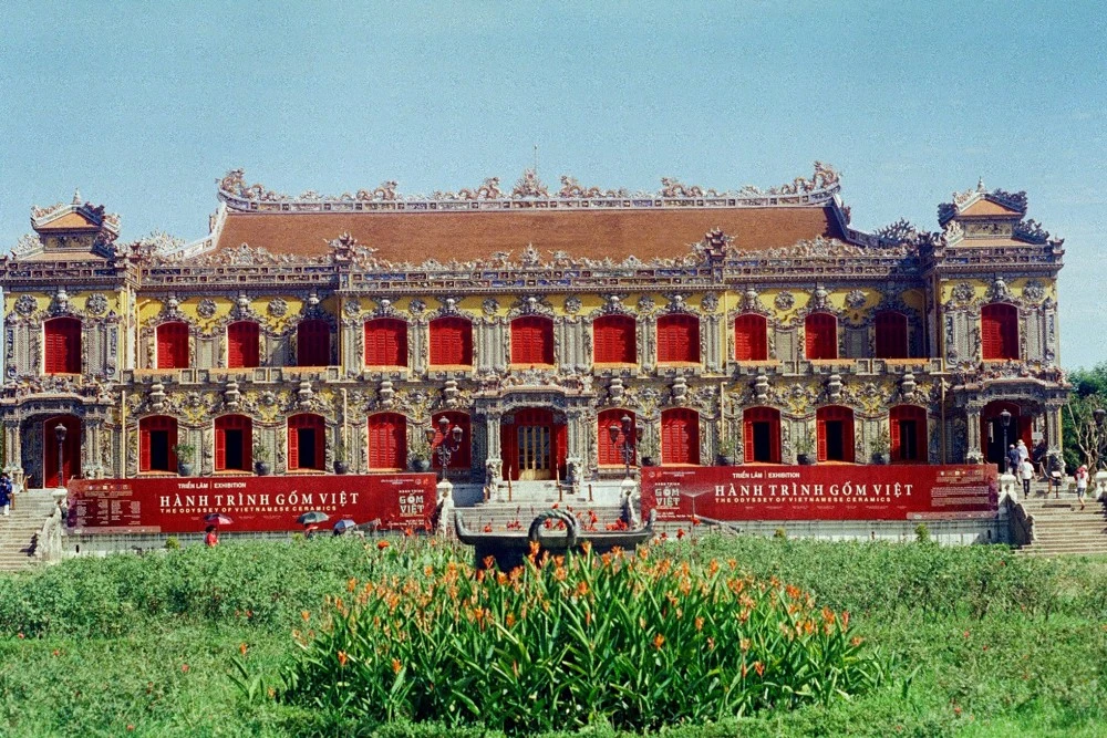 Đại Nội: Trái Tim Quyền Lực Của Xứ Huế