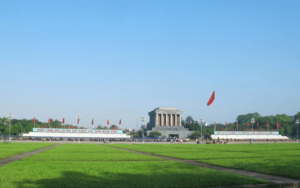 Khách sạn Hà Nội nào view diễu binh 2/9 đẹp nhất? Khu vực Quảng trường Ba Đình: Tâm điểm của sự kiện