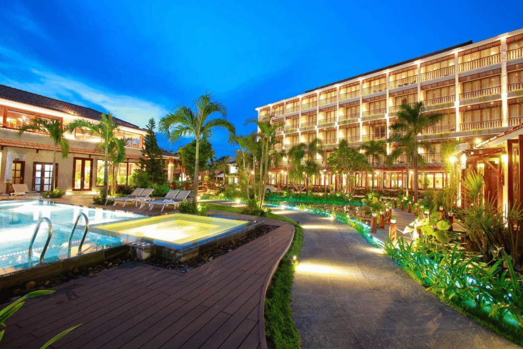 6 Resort Hội An Cho Kỳ Nghỉ Hoàn Hảo: Nơi Nào Phù Hợp Với Bạn? 3. Silk Sense Hội An River: