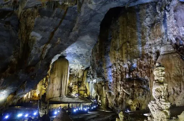 Khám phá 9 Kỳ Quan Di Sản Thế Giới UNESCO Tuyệt Đẹp Ở Việt Nam 8. Phong Nha - Kẻ Bàng: Hệ thống hang động vĩ đại