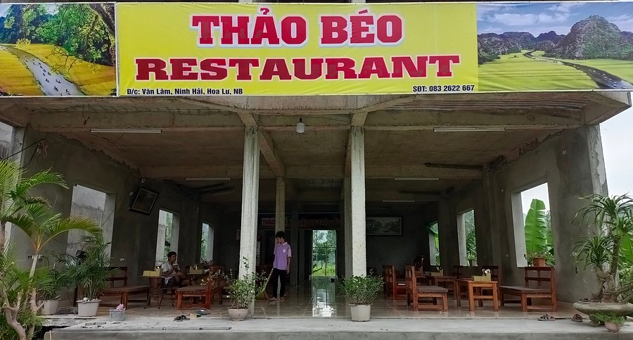 Tam Cốc Ninh Bình: 12 Nhà Hàng Ngon Hút Hồn Du Khách Phải Thử! 9. Thảo Béo Restaurant Bar: Hương vị Âu - Á hòa quyện