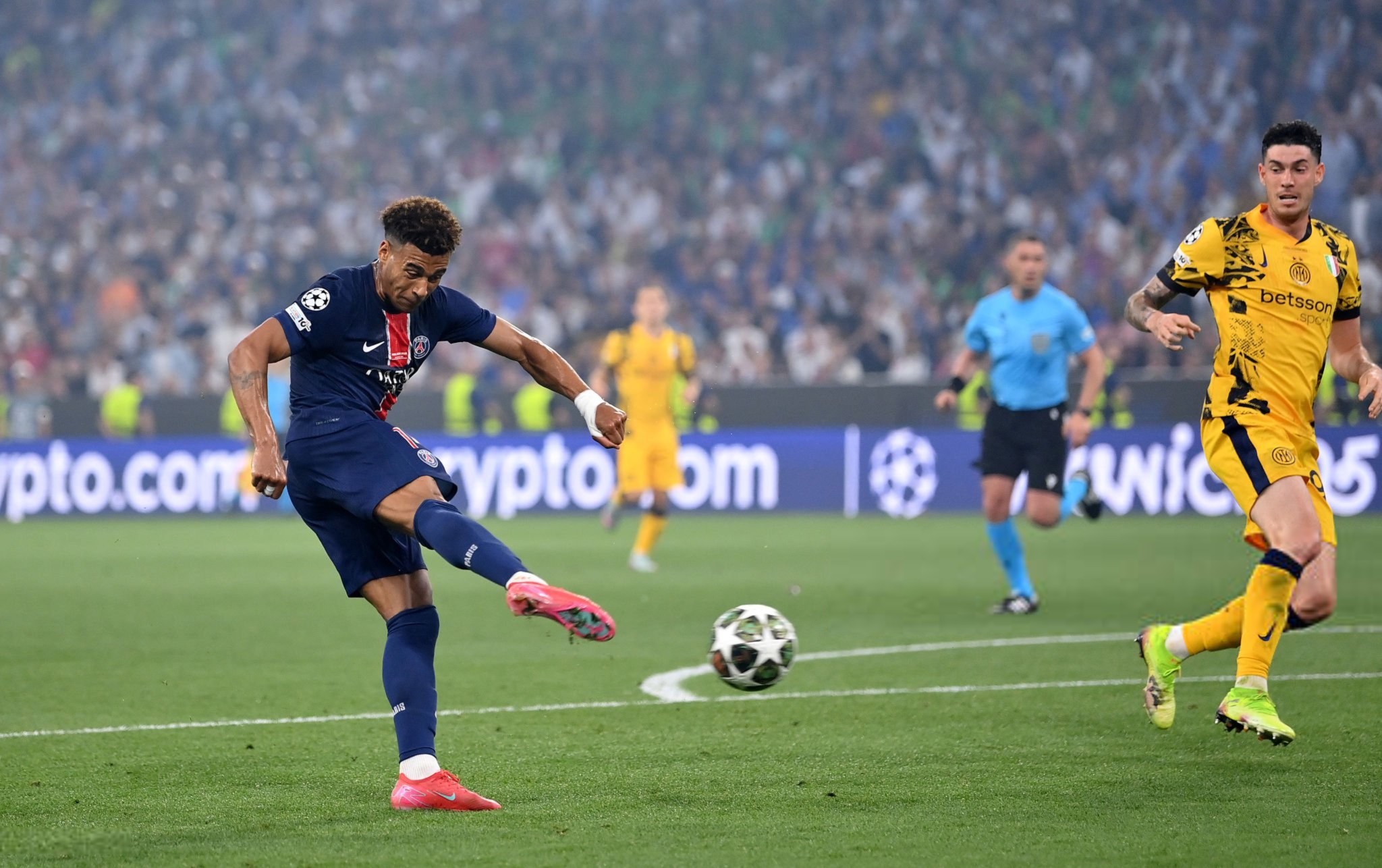 Hakimi Lập Cú Đúp, PSG Quyết Đoán Trở Lại Ngôi Đầu Ligue 1 psg-3-0-brest-hakimi-lap-cu-dup-dua-psg-len-dinh-ligue-1-1