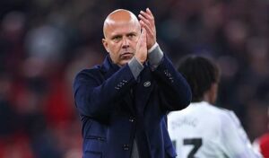 Bí ẩn đằng sau khủng hoảng Liverpool: Hàng thủ sụp đổ, Isak & Salah mất hút? bi-an-dang-sau-khung-hoang-liverpool-hang-thu-sup-do-isak-salah-mat-hut