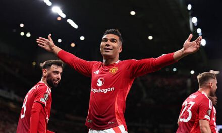 Casemiro từng bị đòi ‘giải nghệ’: Làm thế nào ‘chiến binh tuyến giữa’ hồi sinh và cứu rỗi Man United?