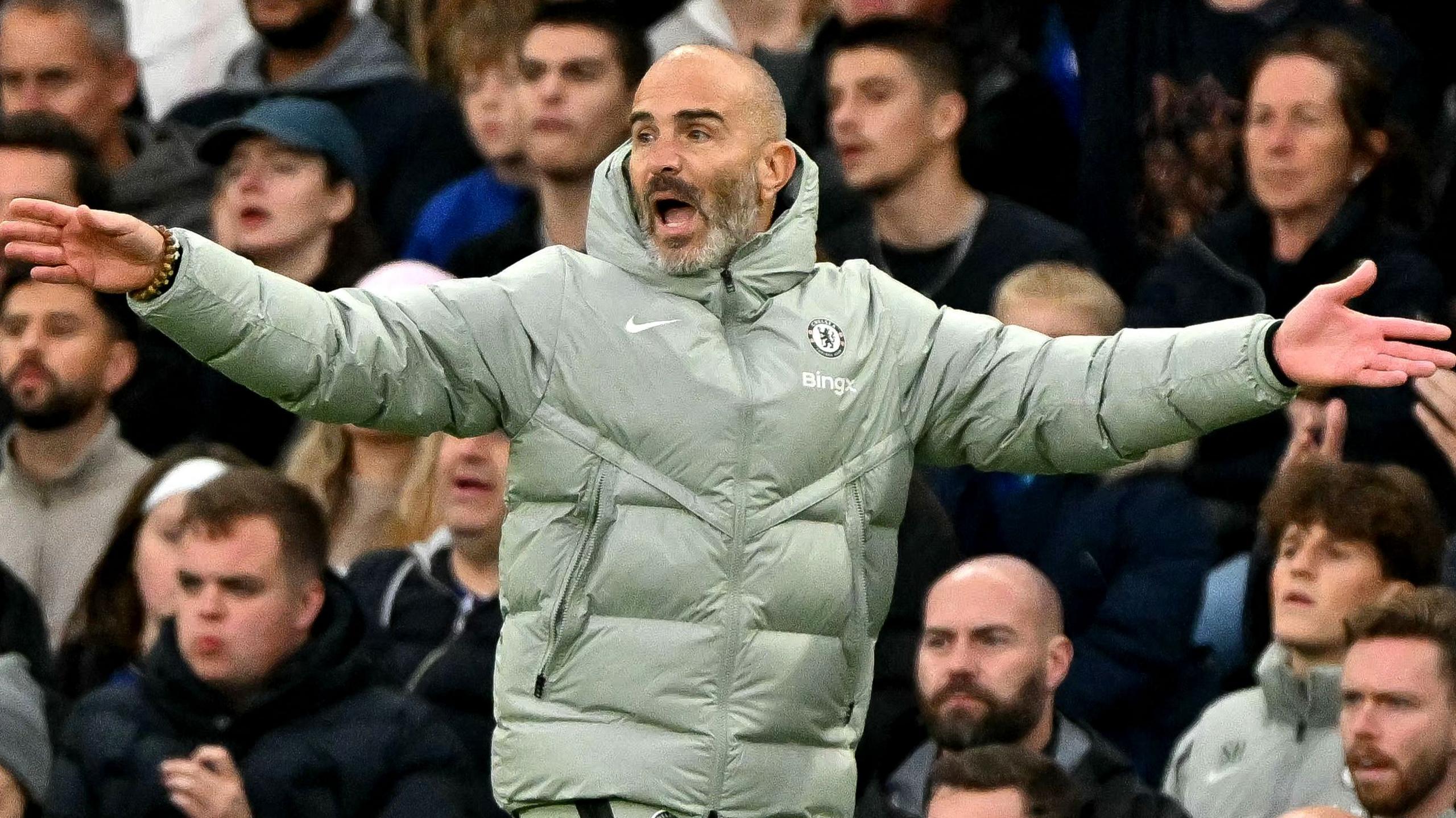 Chelsea thắng Nottingham Forest: Hé lộ thay đổi chiến thuật giúp The Blues lật ngược thế cờ chelsea-thang-nottingham-forest-he-lo-thay-doi-chien-thuat-giup-the-blues-lat-nguoc-the-co-1