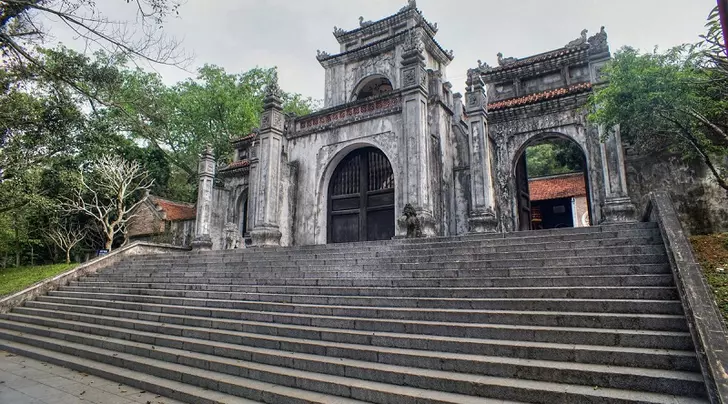 Đền Bà Triệu Thanh Hóa: Di tích lịch sử gắn liền nữ tướng Triệu Thị Trinh