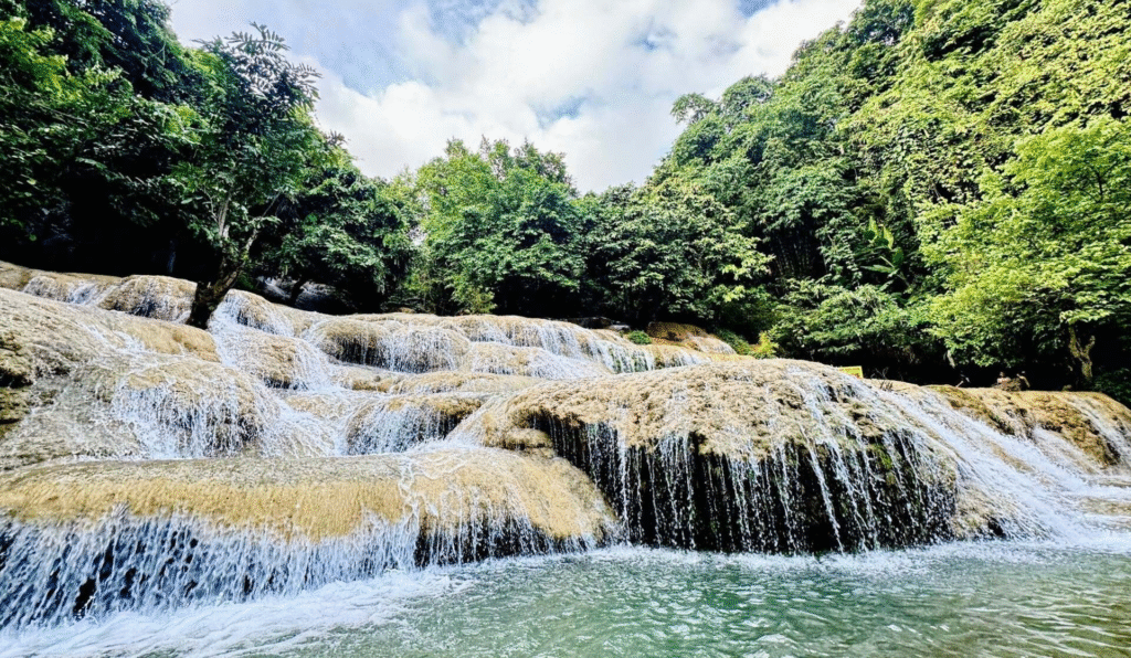 8. Thác Mây – Chốn Giải Nhiệt Tuyệt Vời