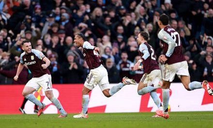 Aston Villa Wolves: Kamara tỏa sáng mang về chiến thắng kịch tính