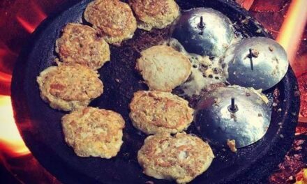 Bánh khoái nồi rang – Hương vị đặc trưng xứ Thanh khó quên