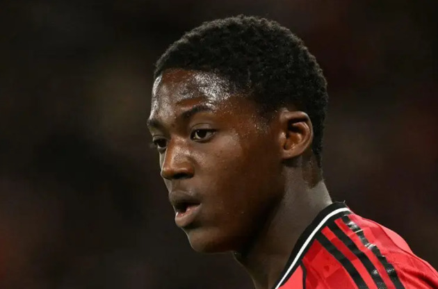 Chuyển nhượng Kobbie Mainoo nguy cơ rời MU vào tháng 1 do ít cơ hội