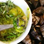 Ốc chấm chẻo Thanh Hóa món gây nghiện với nước chẻo đậm đà