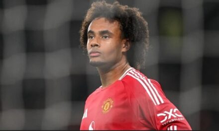 Tái thiết Man Utd cần Amorim gạt Zirkzee khỏi đội hình