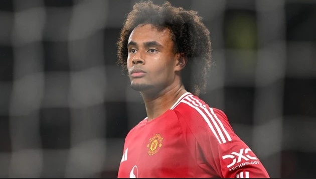 Tái thiết Man Utd cần Amorim gạt Zirkzee khỏi đội hình