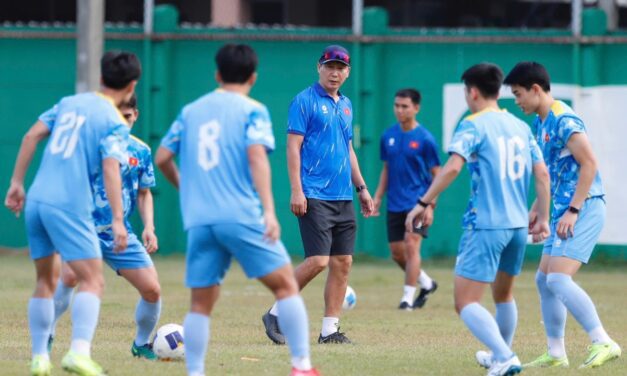 Trung Kiên chấn thương – U23 Việt Nam gặp khó khăn trước giải Qatar