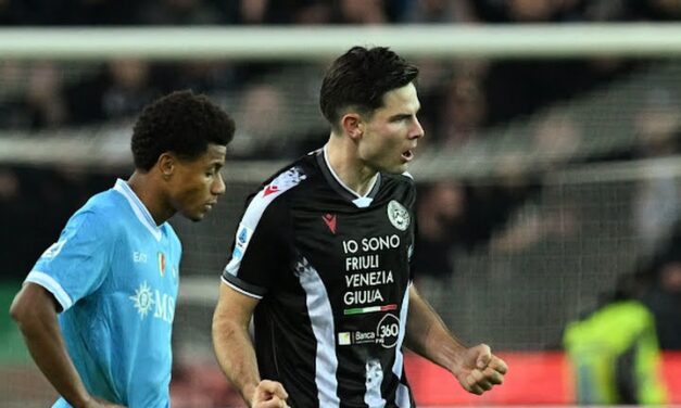 Udinese 1-0 Napoli Ekkelenkamp ấn định chiến thắng, VAR gây tranh cãi