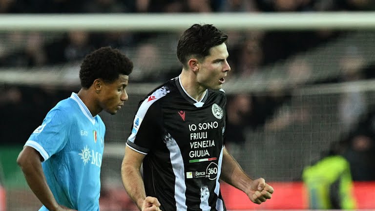 Udinese 1-0 Napoli Ekkelenkamp ấn định chiến thắng, VAR gây tranh cãi