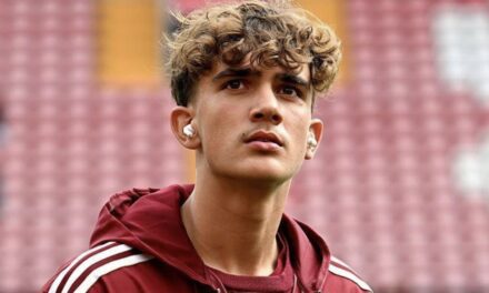 Bi kịch học viện – câu chuyện phía sau kết thúc lạnh lùng