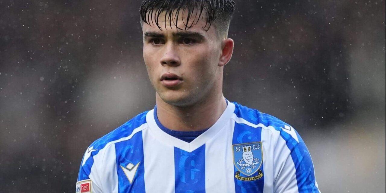 Harry Amass Man Utd chốt tương lai sau màn phản pháo Amorim