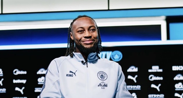 Pep Semenyo đá chính cùng tân binh bất ngờ ra sân trận Exeter