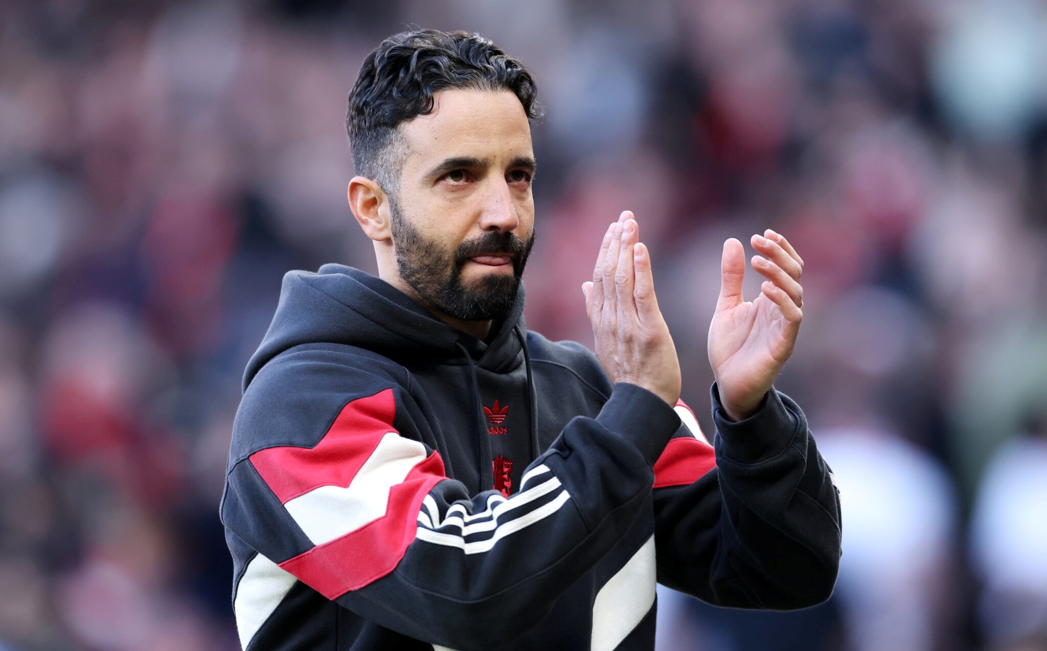 ruben-amorim-thach-thuc-ban-lanh-dao-khang-dinh-khong-tu-chuc-1