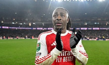 Arsenal lột xác: Phân tích bản lĩnh và nốt trầm Eze