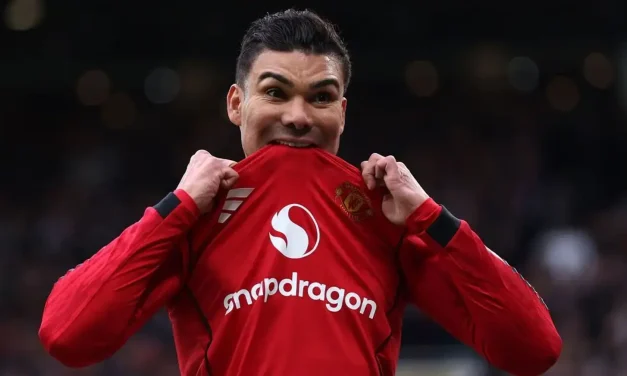 Casemiro trụ lại châu Âu: Bài học từ Modric sau khi rời MU