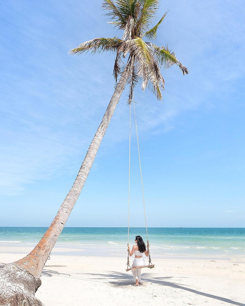 du-lich-thang-2-di-dau-kham-pha-mua-xuan-ruc-ro-1