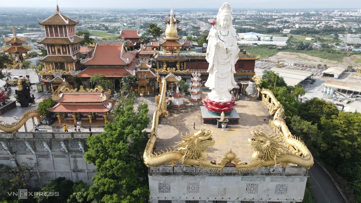 chua-chau-thoi-binh-duong-cam-nang-tham-quan-chi-tiet-1