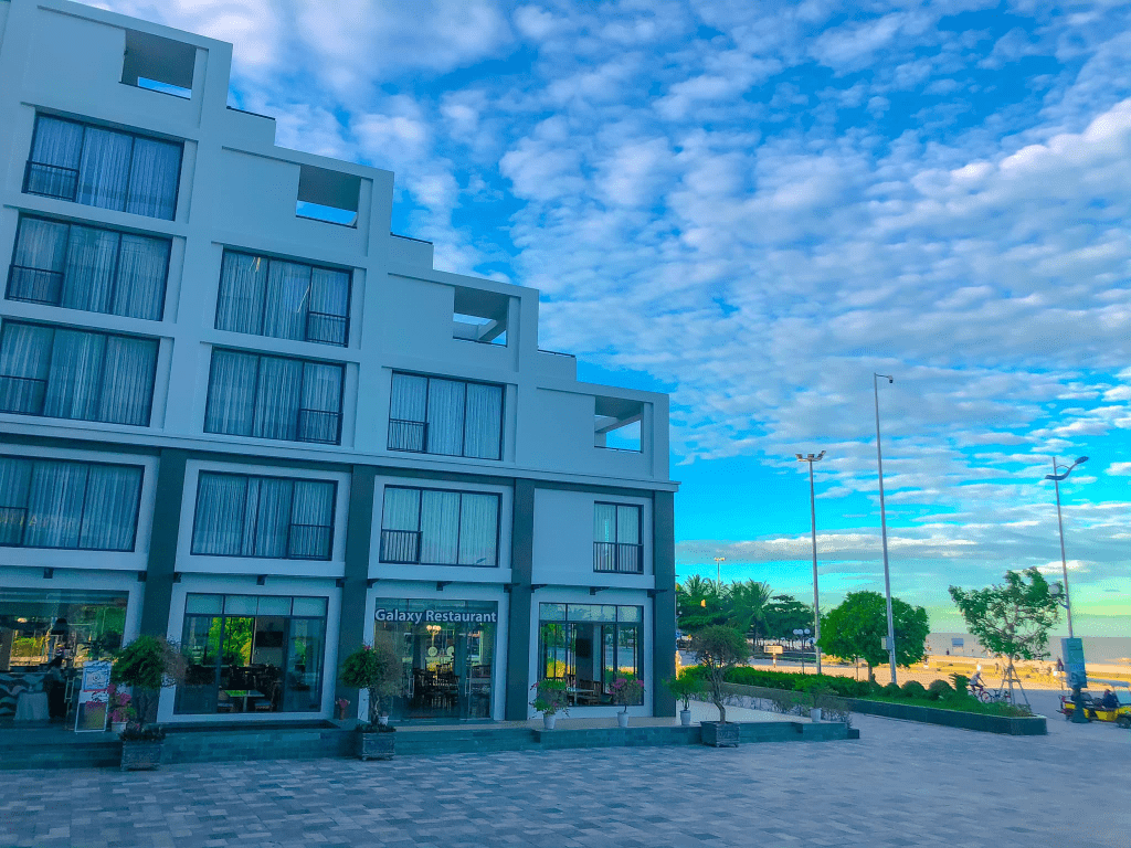 Top 7 Khách Sạn Xem Pháo Hoa 30/4 Đẹp Nhất Sầm Sơn 2026 — Đặt Ngay Kẻo Hết Phòng